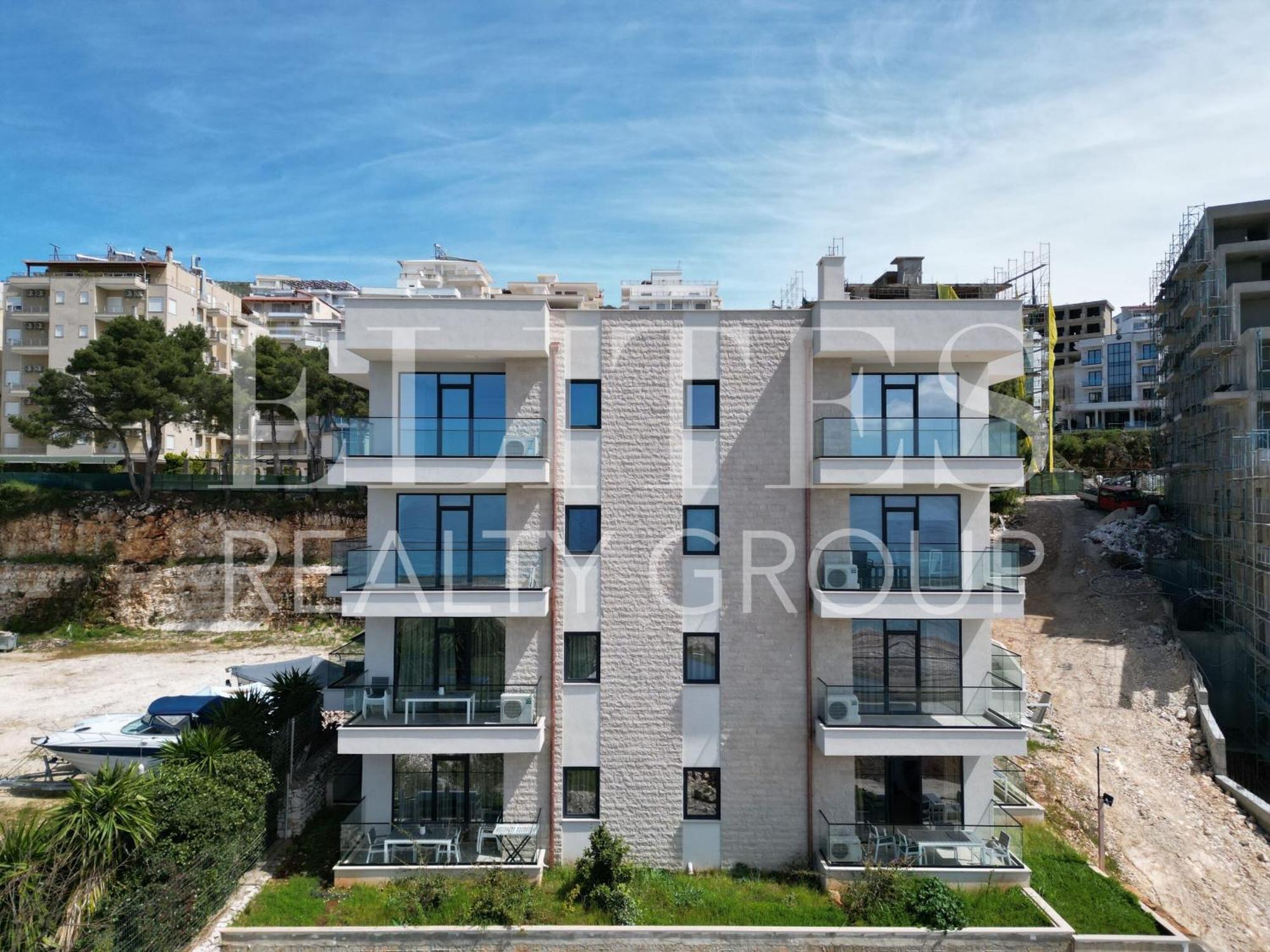Beachfront Apartment Sarandë